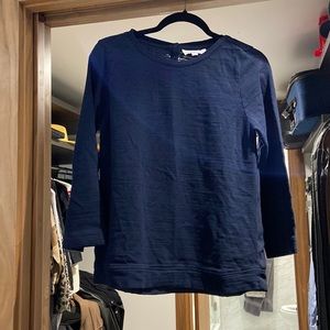 Sweater/ sweatshirt